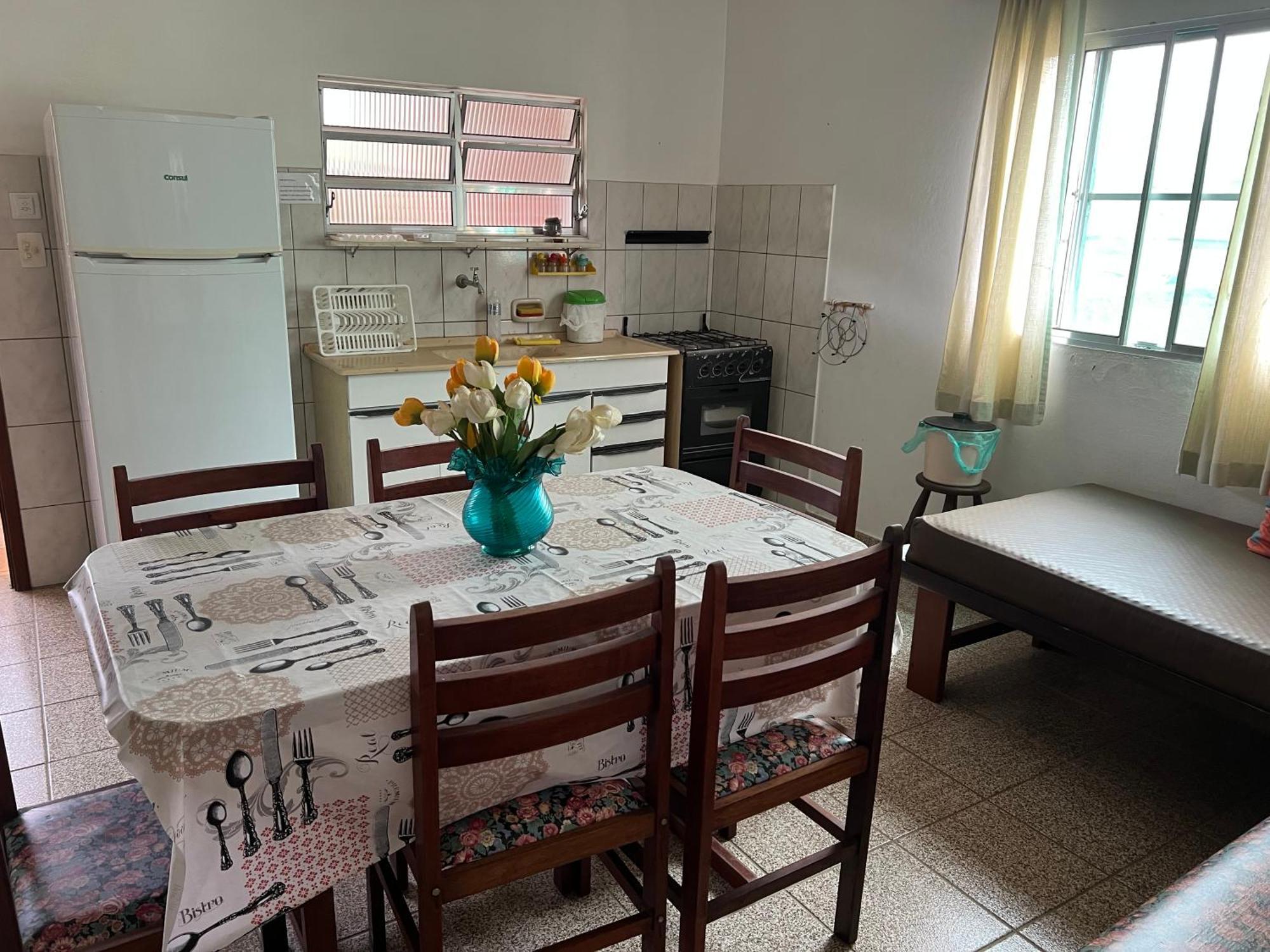 Aptos Familia Com Ar Condicionado Ubatuba Praia Pereque Acu Apartment